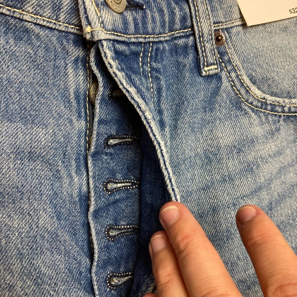 Arizona High-waist Distressed Faded Ripped Frayed Hem Denim Shorts - Picture 7 of 11